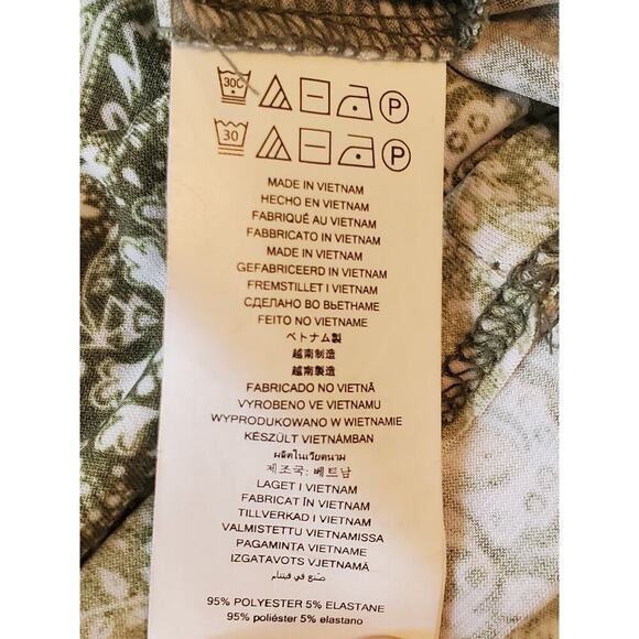 Michael Kors Women's Green Paisley Off the Shoulder Back Zip Top Blouse Size XS - Picture 9 of 11